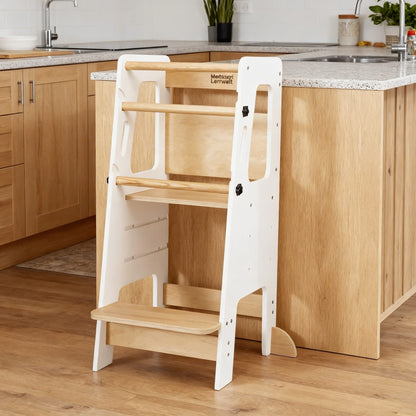 Montessori leertoren massief hout klassiek – wit of grijs