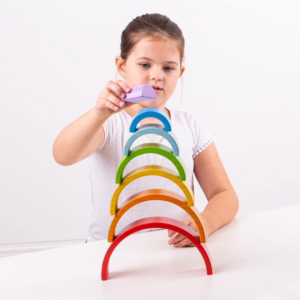 Montessori stablelegetøj – træ regnbue
