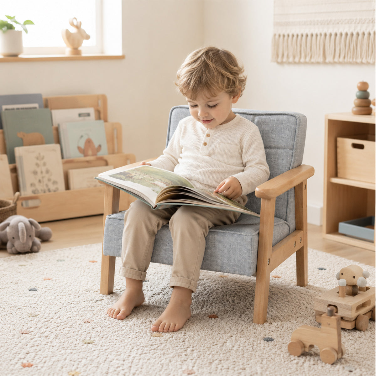 Kindercouch als gemütliche Leseecke für Kinder