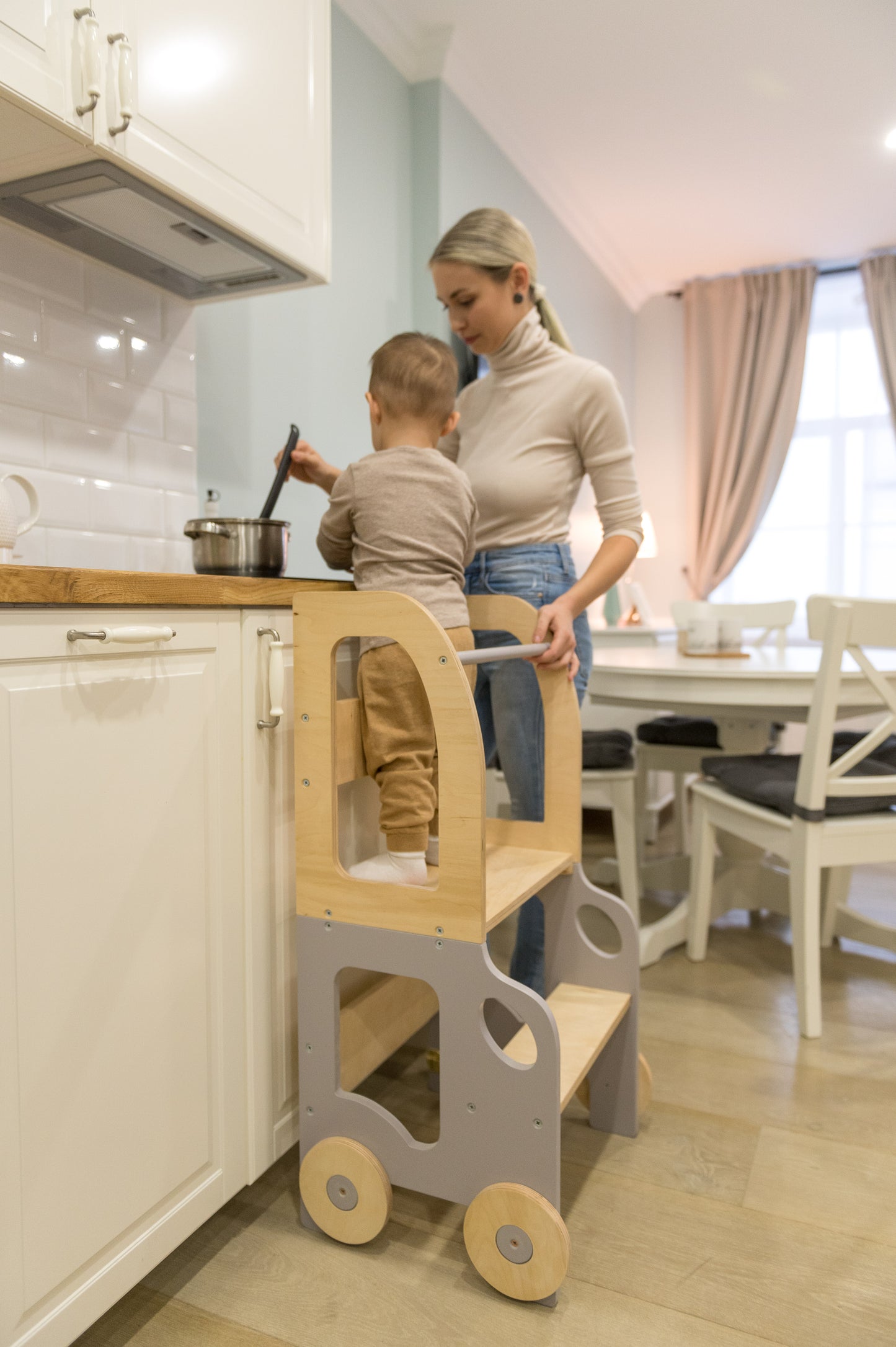 Montessori Learning Tower 3-in-1 – Kitchen Helper, Table & Chair in Car Design