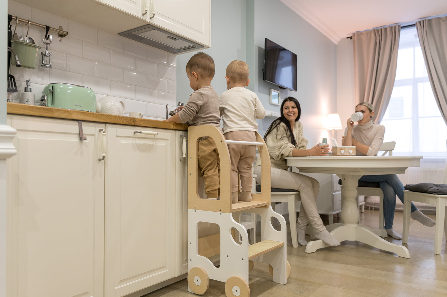 Montessori Learning Tower 3-in-1 – Kitchen Helper, Table & Chair in Car Design