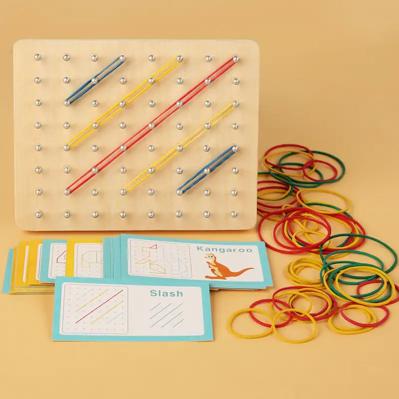 Montessori kreativt træ Geoboard